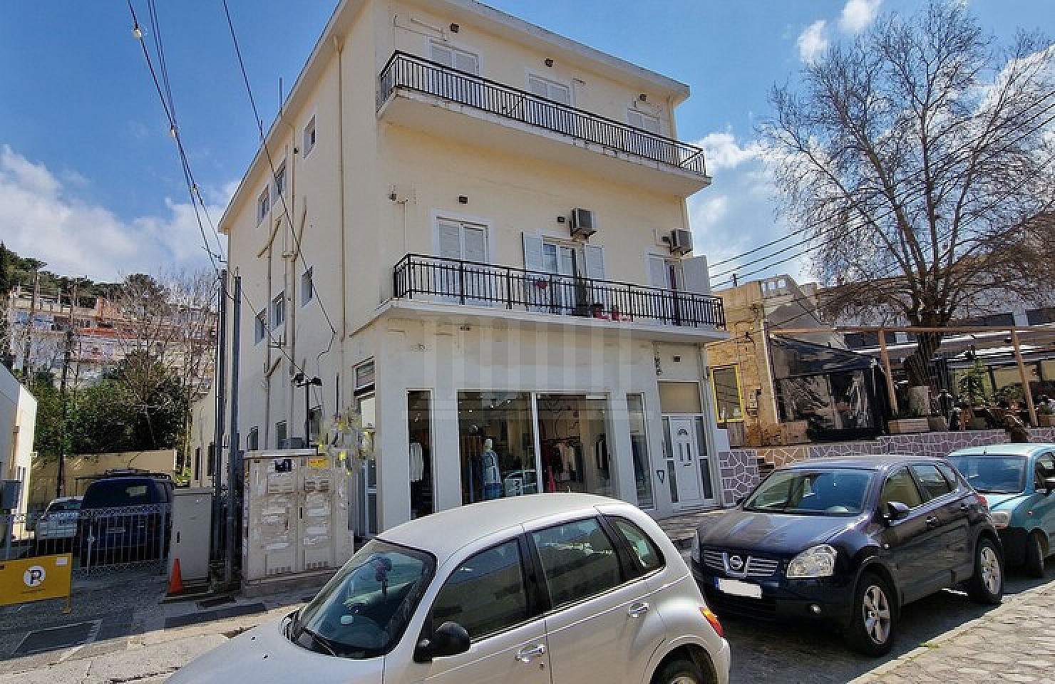 First floor Apartments in Karlovasi, Samos