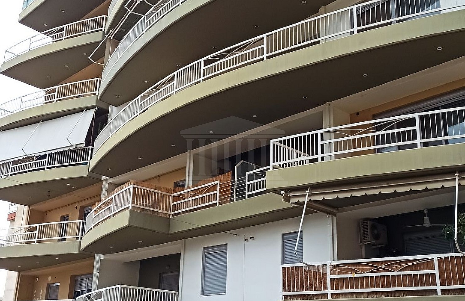 Fifth Floor Apartment in Lamia