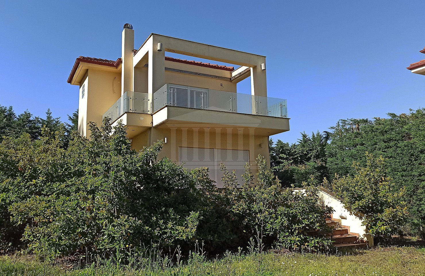 House in Neo Thronio, Kamena Vourla, Fthiotida