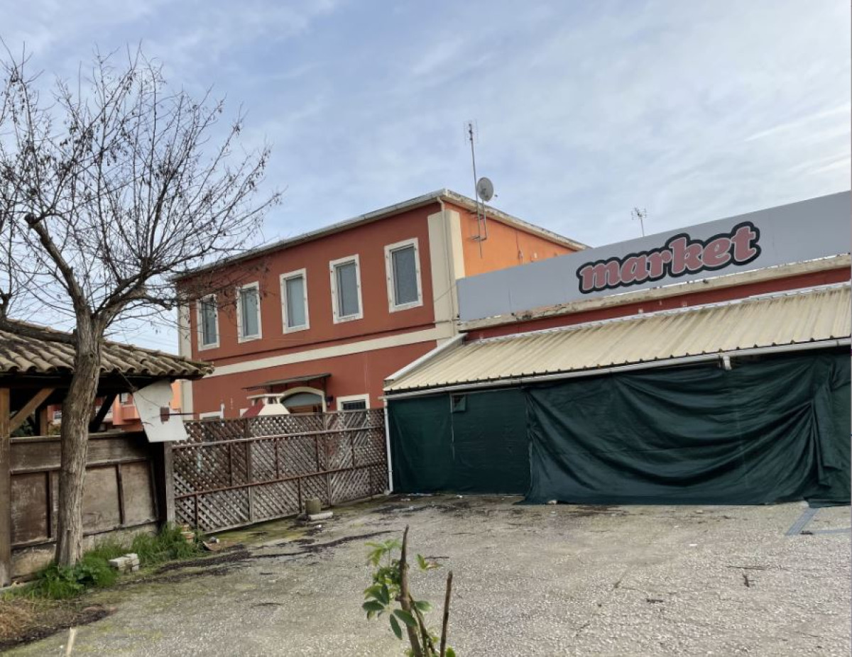 Καταστήματα στην Κέρκυρα
