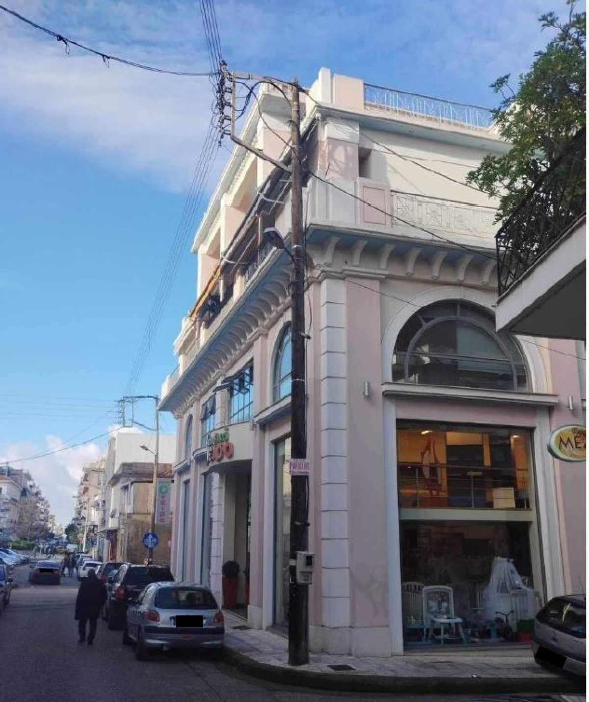 Ground Floor Retail Store in Pyrgos
