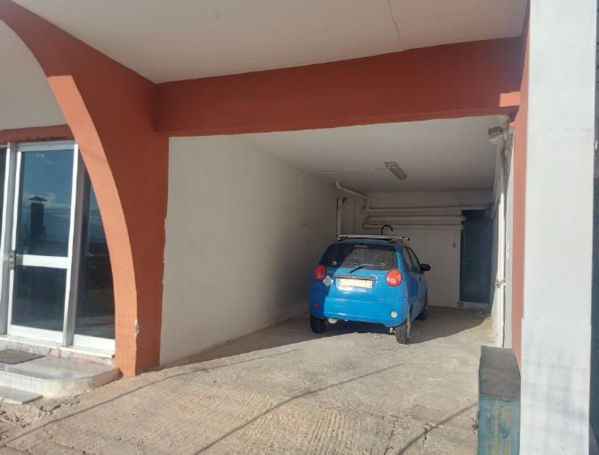 Parking Spaces in Arta