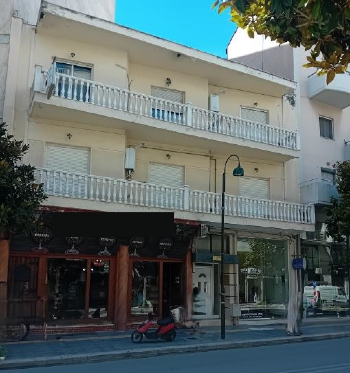 Second Floor Apartment in Larisa
