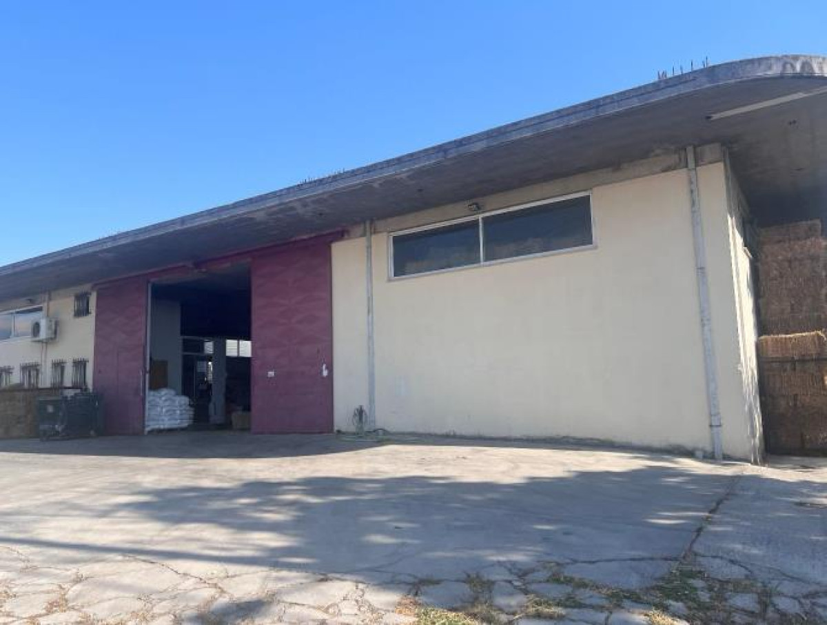 Commercial Building in Ovria, Patra
