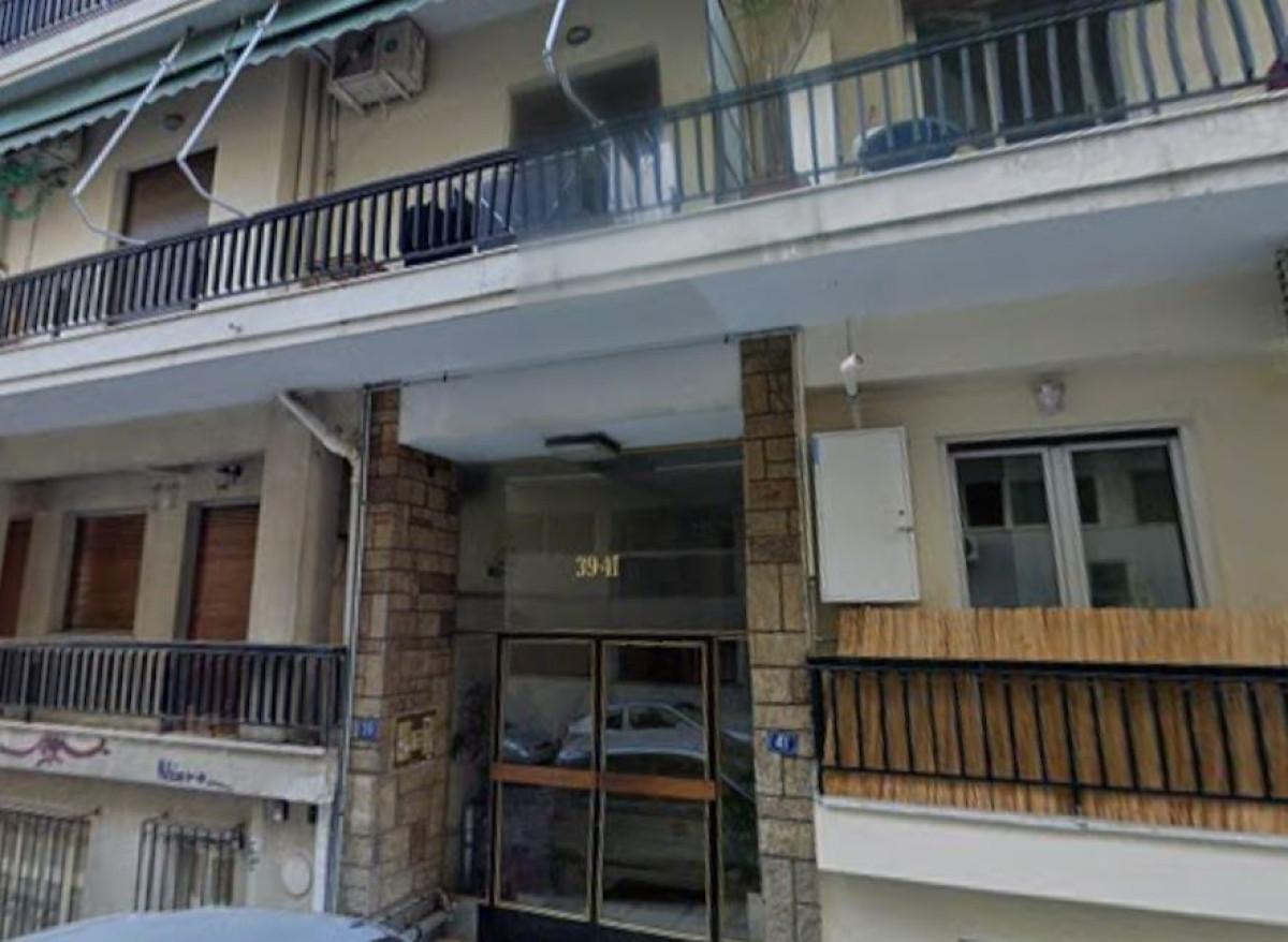 1st floor 95.7 sq.m. apartment in Pagkrati near Archelaou str.