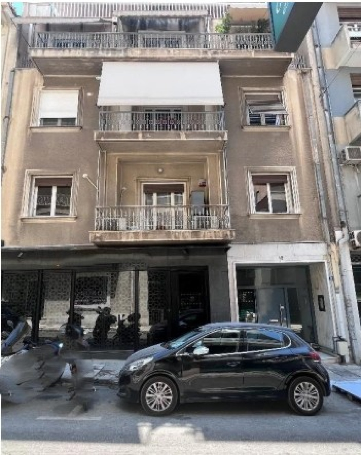 Second Floor Apartment in Kolonaki