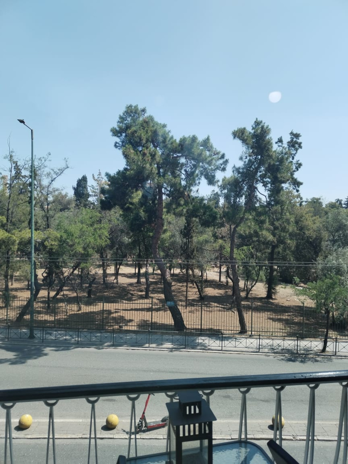 Fully Renovated & Furnished Apartment with Temple of Olympian Zeus View