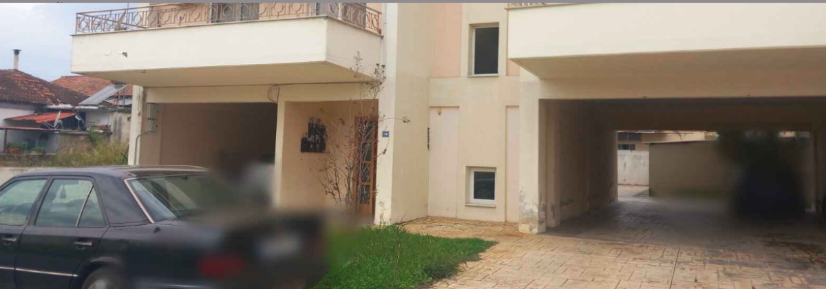 Apartment with Parking Space in Katerini