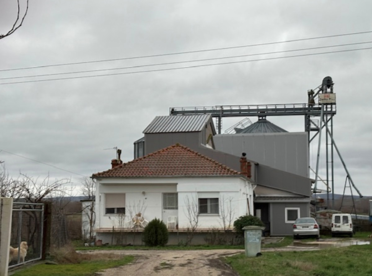 PROPERTY COMPLEX WITH RESIDENCE IN EVROS