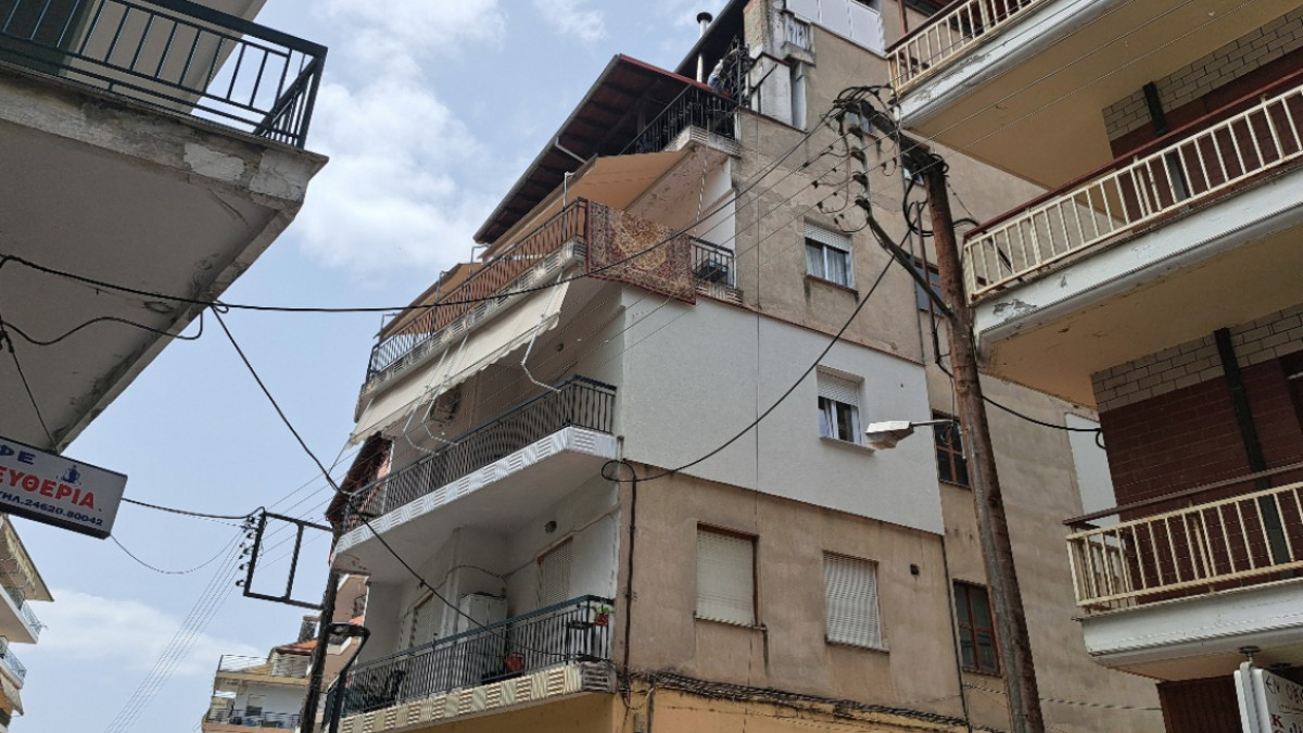 5th Floor Apartment in Grevena